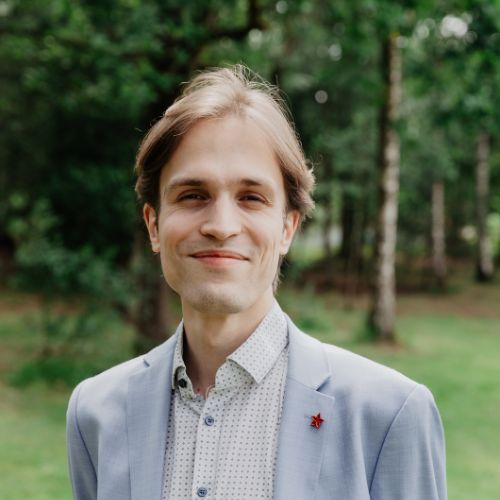 Portrait photo of Fridtjof Petersen